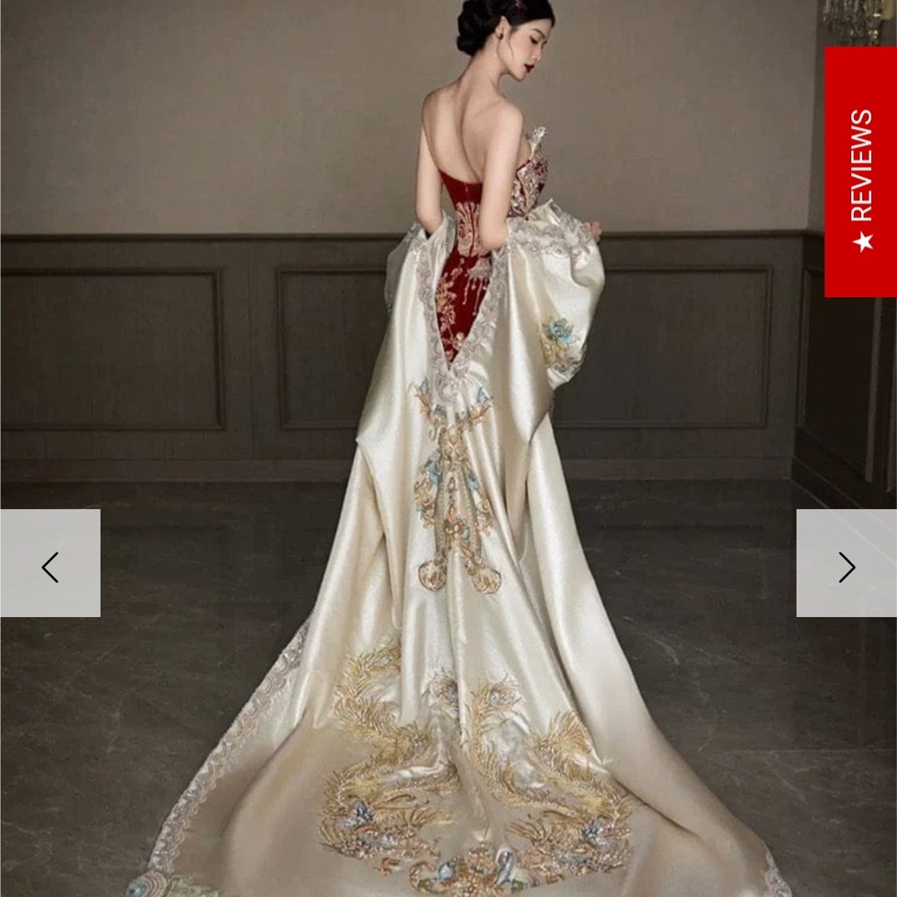 Cream Strapless Sleeveless Bridal Gown